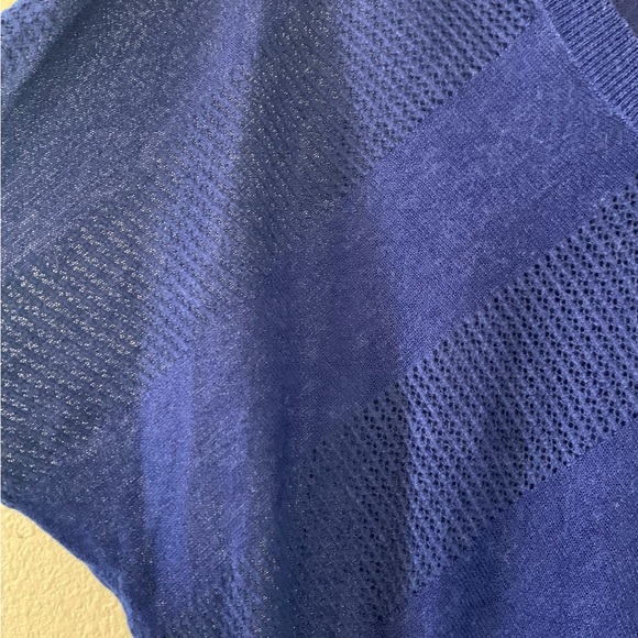 Mossimo Cobalt Blue Vneck Light Sweater SIZE S - Picture 4 of 10